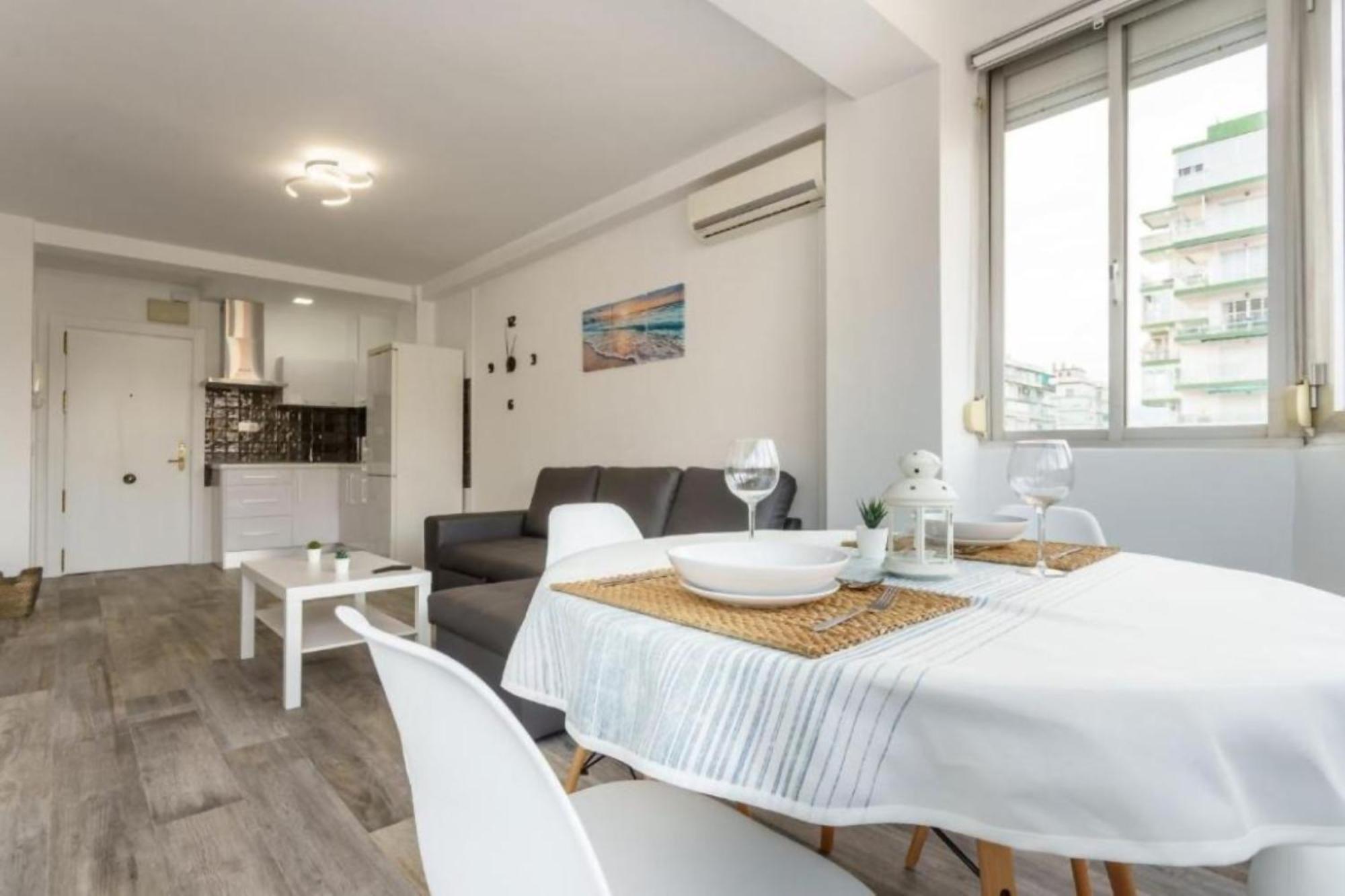 Plazamar Centro Apto 1 Dorm 3 Huesped Playa Wifi Torre Del Mar Exterior photo